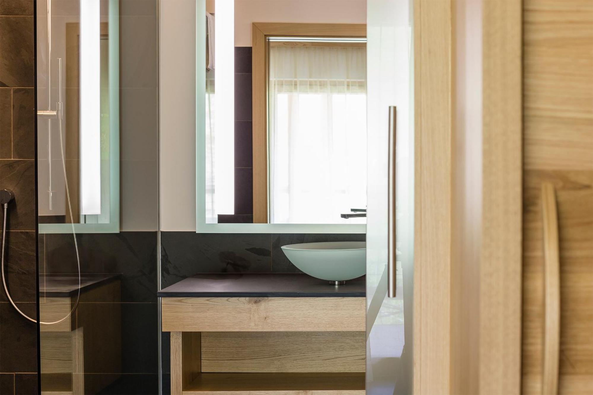 Lake Spa Hotel Seeleiten Caldaro Ngoại thất bức ảnh